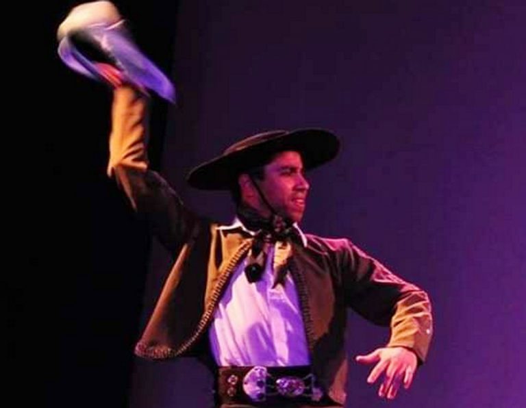 Fernando Aranda Martínez baila en grandes escenarios