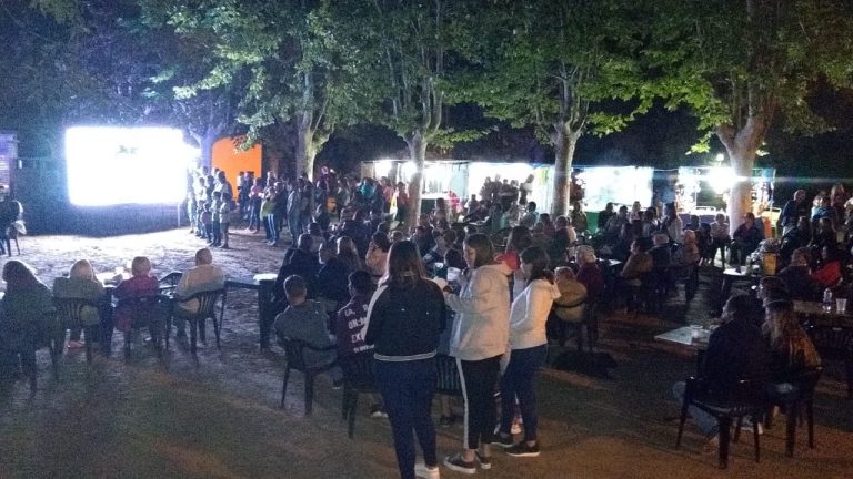 El domingo: las Kermeses pasaron por Naón