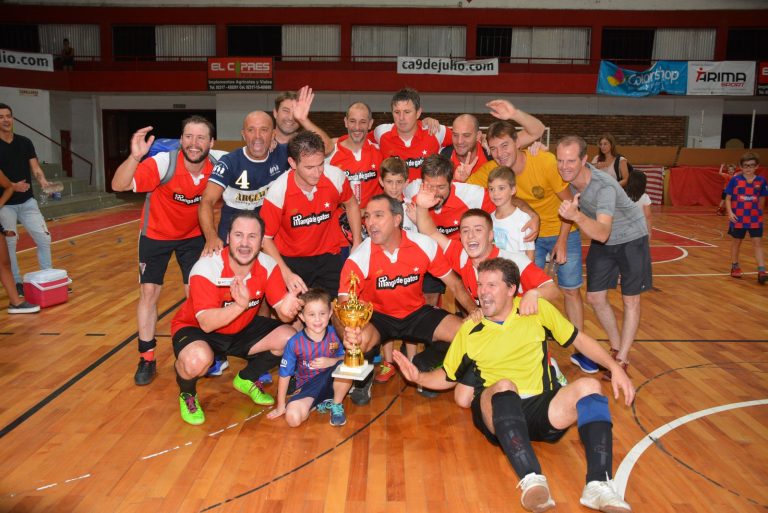 Culminó el Torneo de Futsal: «Manga de Gatos» resultó Campeón