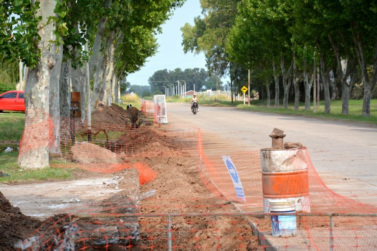 Agua de red para el loteo del ex-matadero
