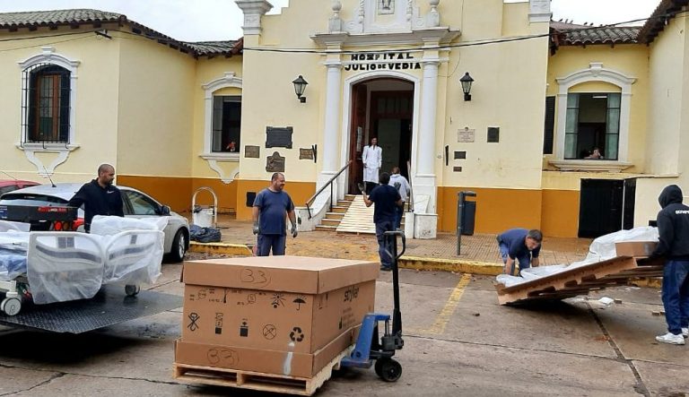 Llegaron al Hospital camas de terapia intensiva