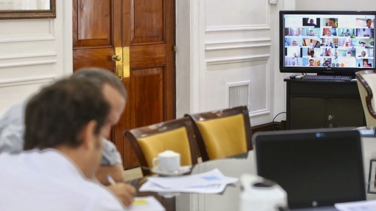El Gobernador habla con intendentes para establecer el alcance