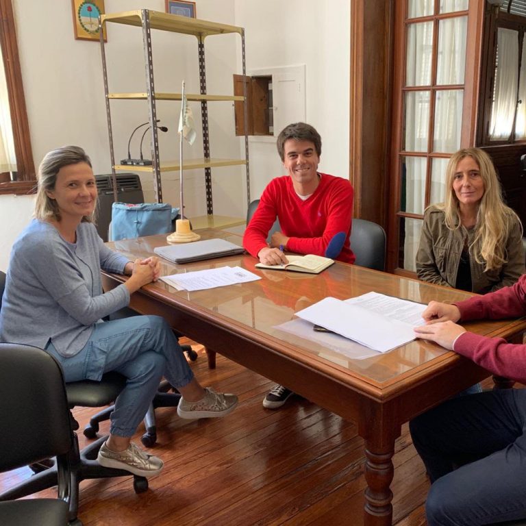 Piden a cooperativas y comercios que se sumen al cobro electrónico