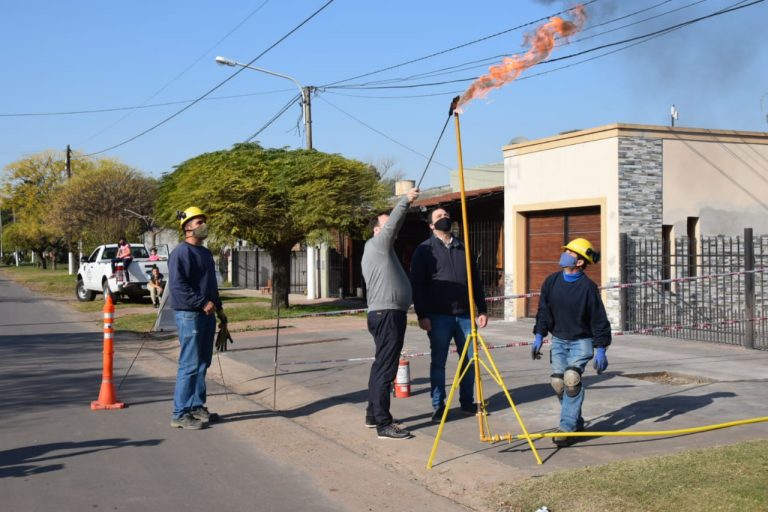 Inauguraron obras de gas natural en El Provincial