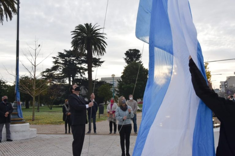 Se realizó el Acto por el Día de la Bandera
