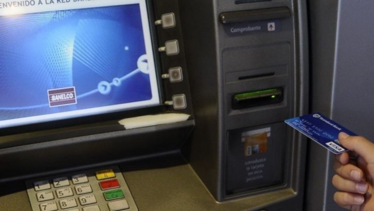 Detienen a miembro de banda de “pescadores” de tarjetas