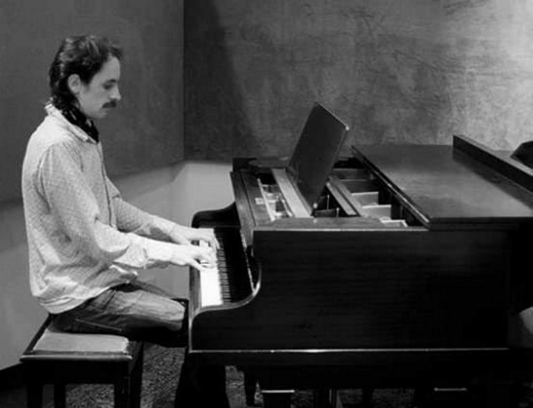 Javier Maldonado ofrece sus «Melodías Favoritas»