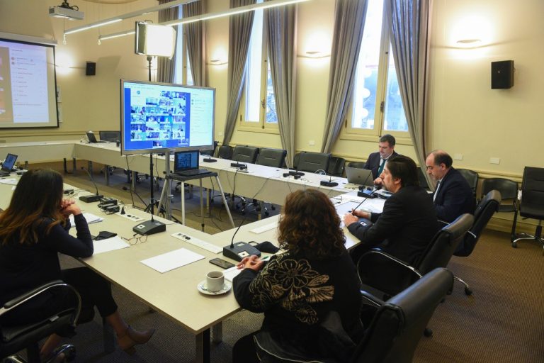 Aprobación unánime de los protocolos federales para la vuelta a clases presenciales