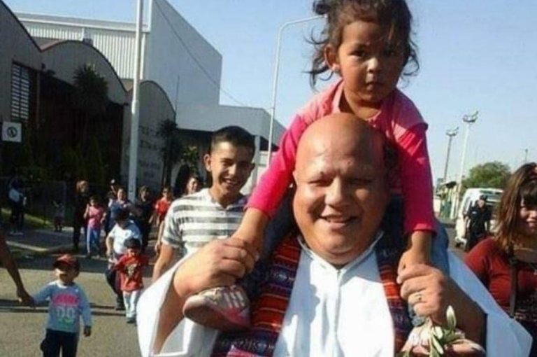 Falleció el “Padre Bachi” referente en el Conurbano