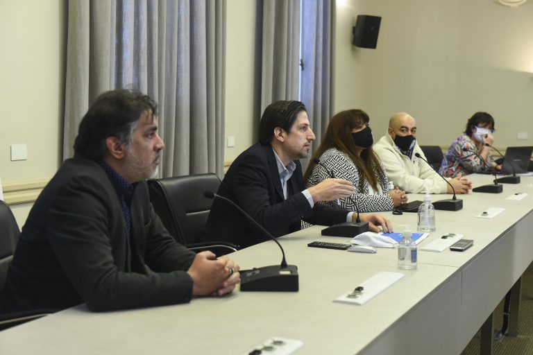 Fuerte compromiso de los medios de comunicación para combatir el Grooming