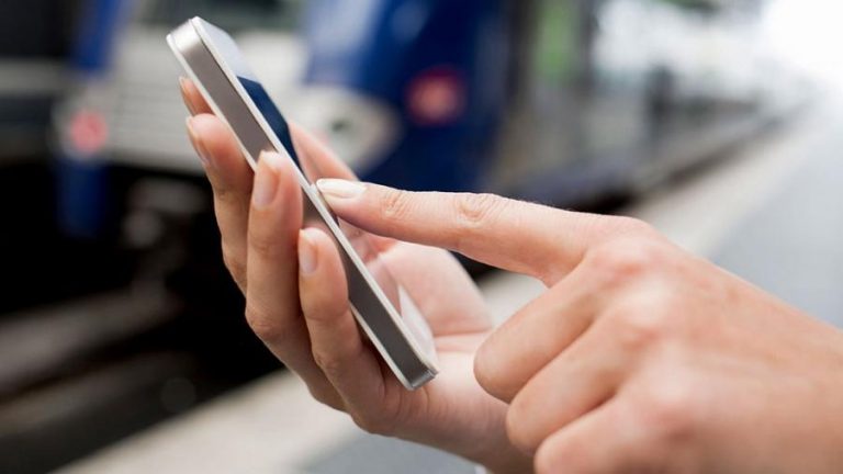 Declaran como esenciales telefonía, internet y tv paga