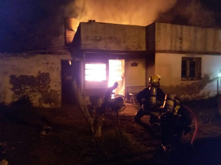Un incendio provocó daños totales en una vivienda