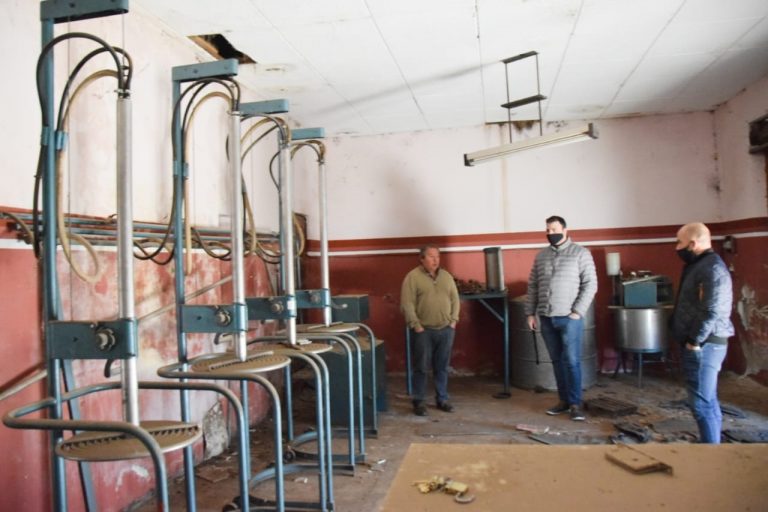 En La Niña: Planta fraccionadora de miel: evalúan su funcionamiento