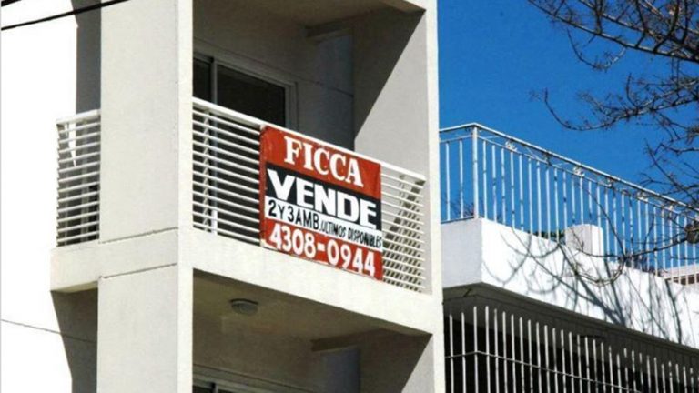 Los precios de las propiedades retroceden 30%