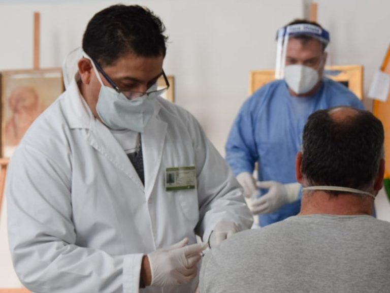 Se vacunó contra la Fiebre Hemorrágica Argentina