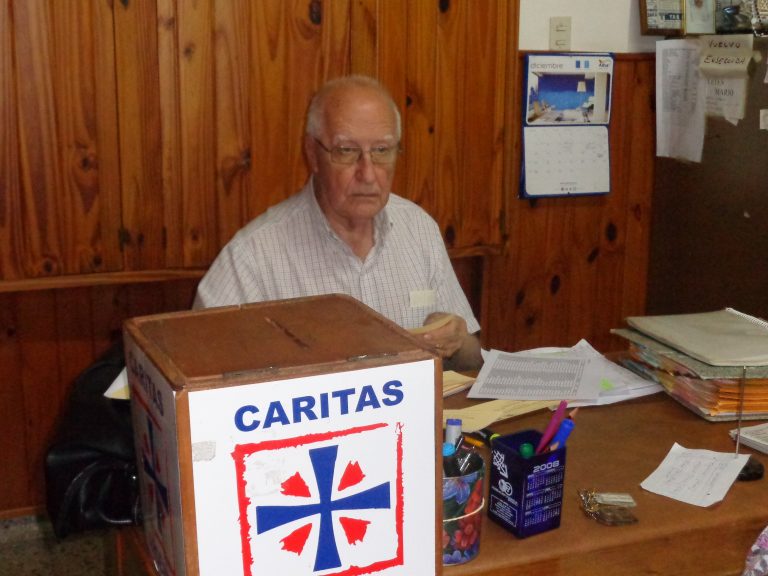 Cáritas despide a Rubén de la Roza.