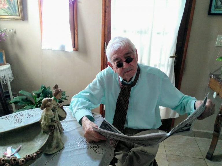 Falleció Roberto Irigoitía, un titiritero de alma