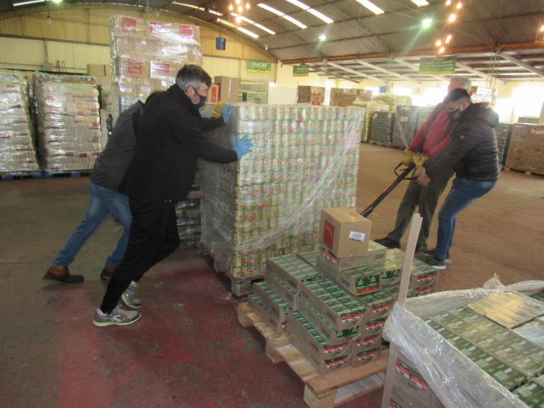 Se entregan 6.300 bolsones de alimentos