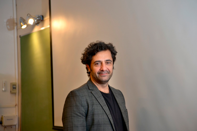 Premian a investigadores con el Nobel de Física por sus estudios sobre los agujeros negros