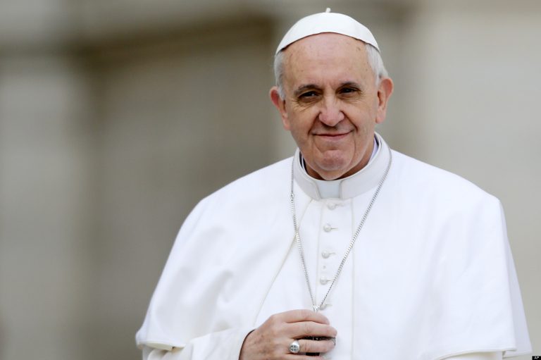 El papa Francisco apoya las uniones civiles entre personas del mismo sexo