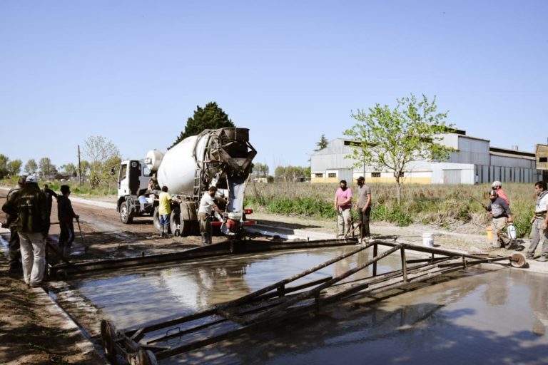 Etapa final para la pavimentación del Barrio «El Santo»