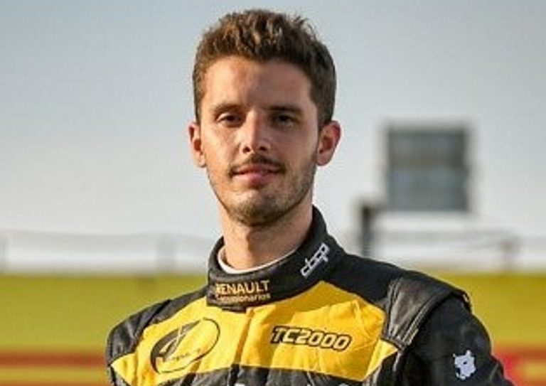 Tomás Cingolani defiende la punta del campeonato