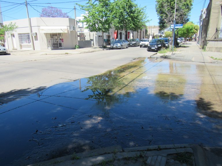 Se cayó una motociclista en Yrigoyen y Cavallari