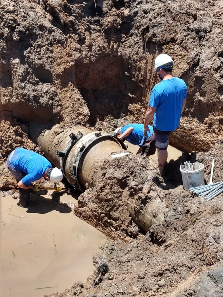 ABSA trabaja en el Acueducto 9 de Julio, Casares y Pehuajó