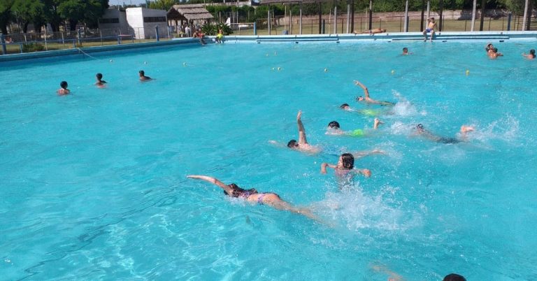 El Club Libertad arriba al 97º aniversario