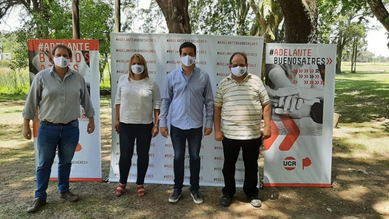 Abad encabezó una reunión seccional de la «Adelante Buenos Aires»