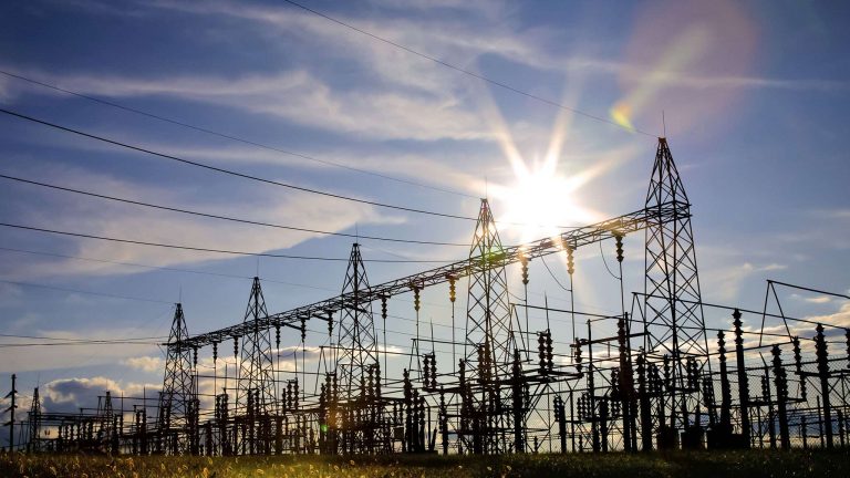 Tarifas de luz y gas: se mantendrá el congelamiento por tres meses