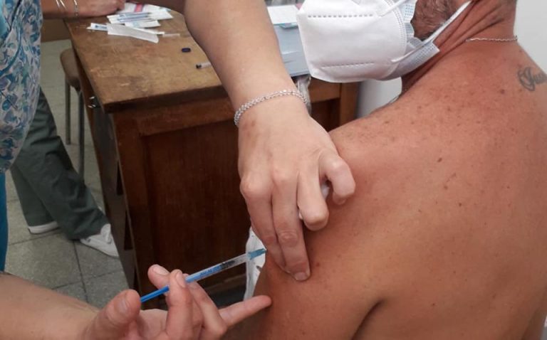 Piden una corrección del protocolo de vacunación
