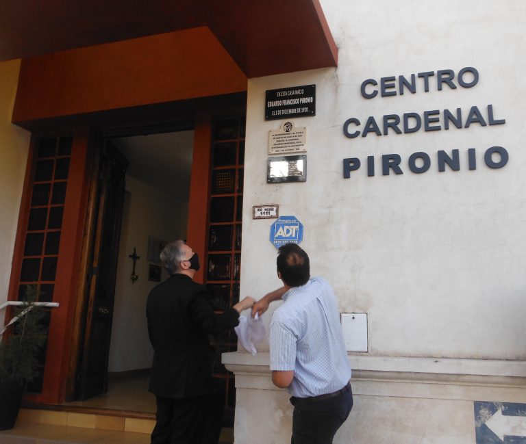 Se realizó un acto en homenaje del Cardenal Pironio
