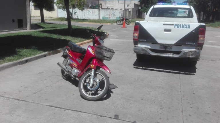 Falleció una motociclista en un accidente