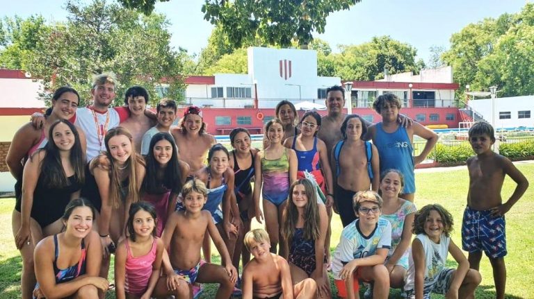 Participación del Club Atlético en el torneo de natación