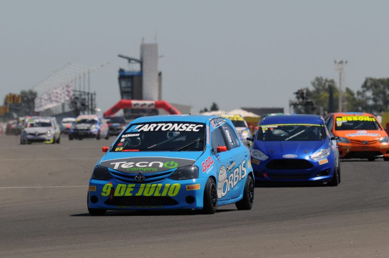 Damiani ganó la serie y fue 6to en la final