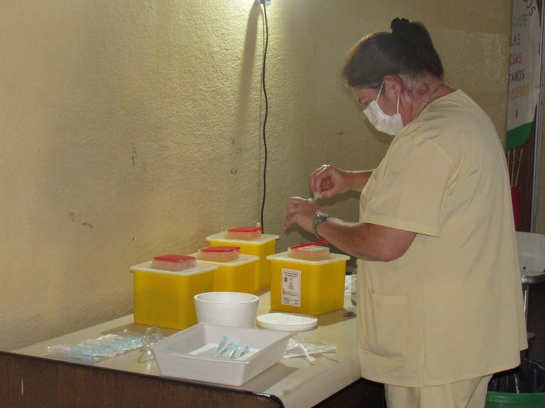 Sigue la vacunación contra el Covid-19