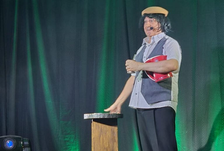 Debido al éxito obtenido, vuelve al show de Horacio Filoni