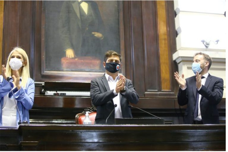 El Gobernador lanzó un “plan de reactivación”
