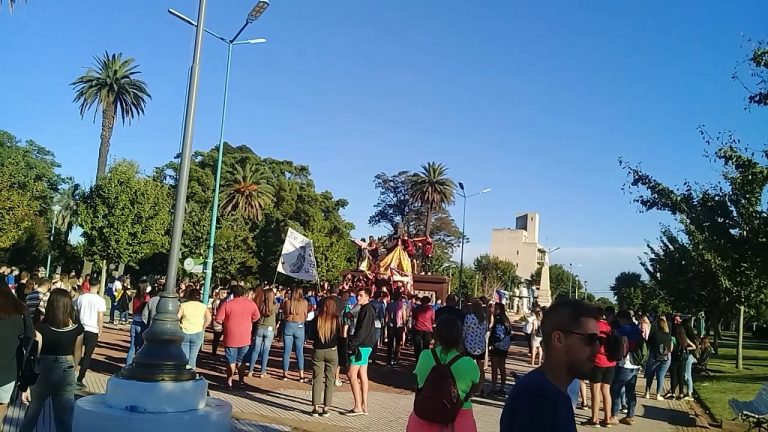 «El último primer día», por las calles de la Ciudad