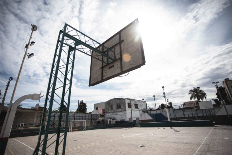 Disponen tarifa cero de energía y agua para clubes de barrio y centros comunitarios