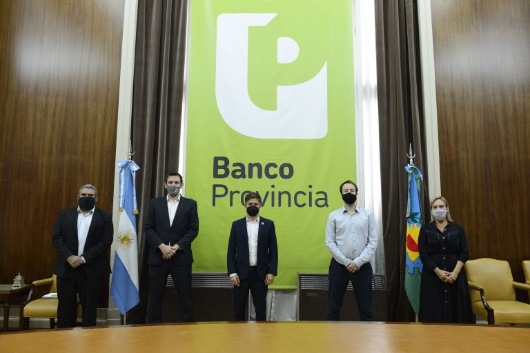 Kicillof presentó la nueva línea de Provincia Leasing para municipios por $2.000 millones