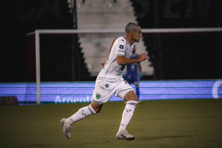 Federico Paradela debutó en Primera