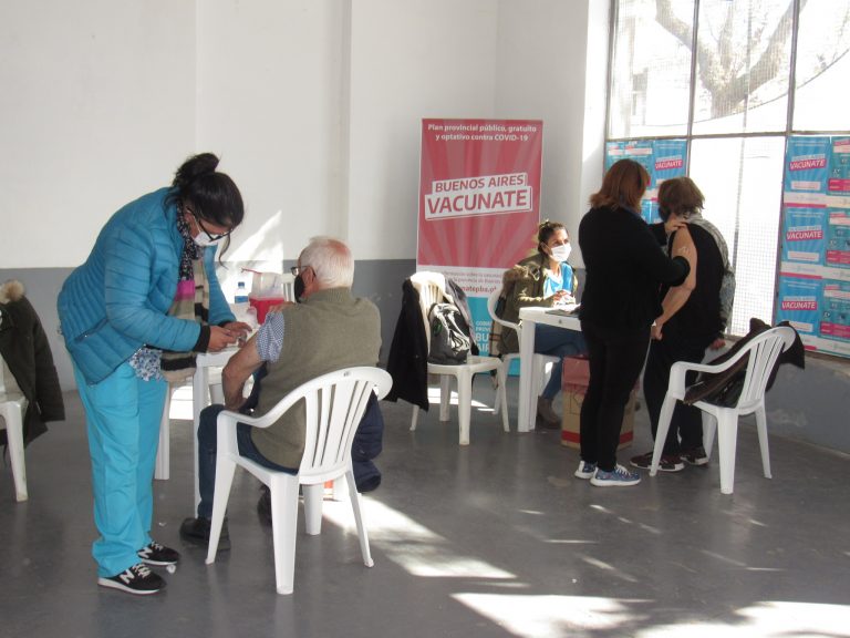 Recibieron la primera dosis 11.850 personas