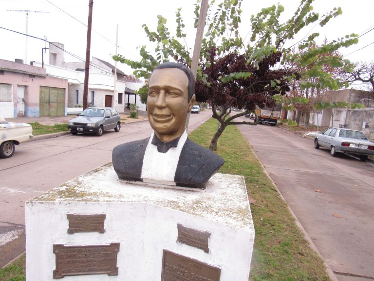 Aniversario de la muerte de Carlos Gardel