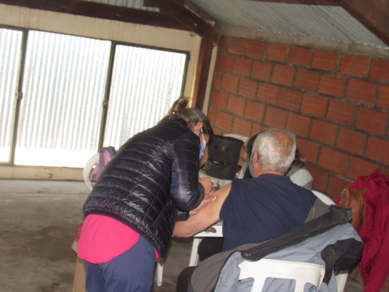 Mayores de 70 pueden vacunarse sin turno