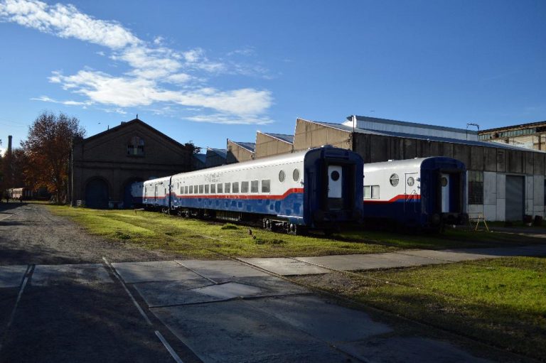 Instruyen a Trenes Argentinos absorber y reactivar los talleres de Junín