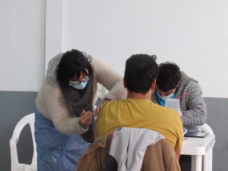 En un día se aplicaron 926 dosis en 9 de Julio