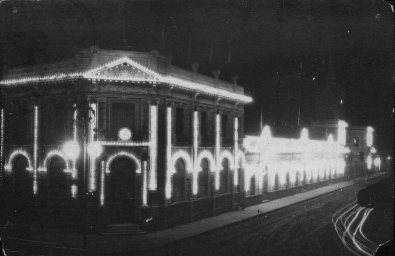 El mes de julio, hace 100 años, en 9 de Julio