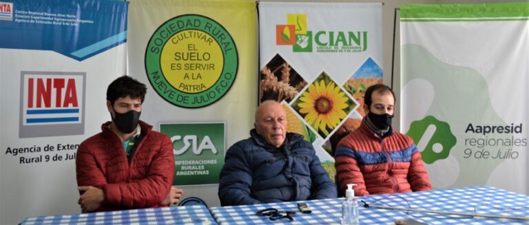 Stella Carballo convoca a la charla desde las 20 hs